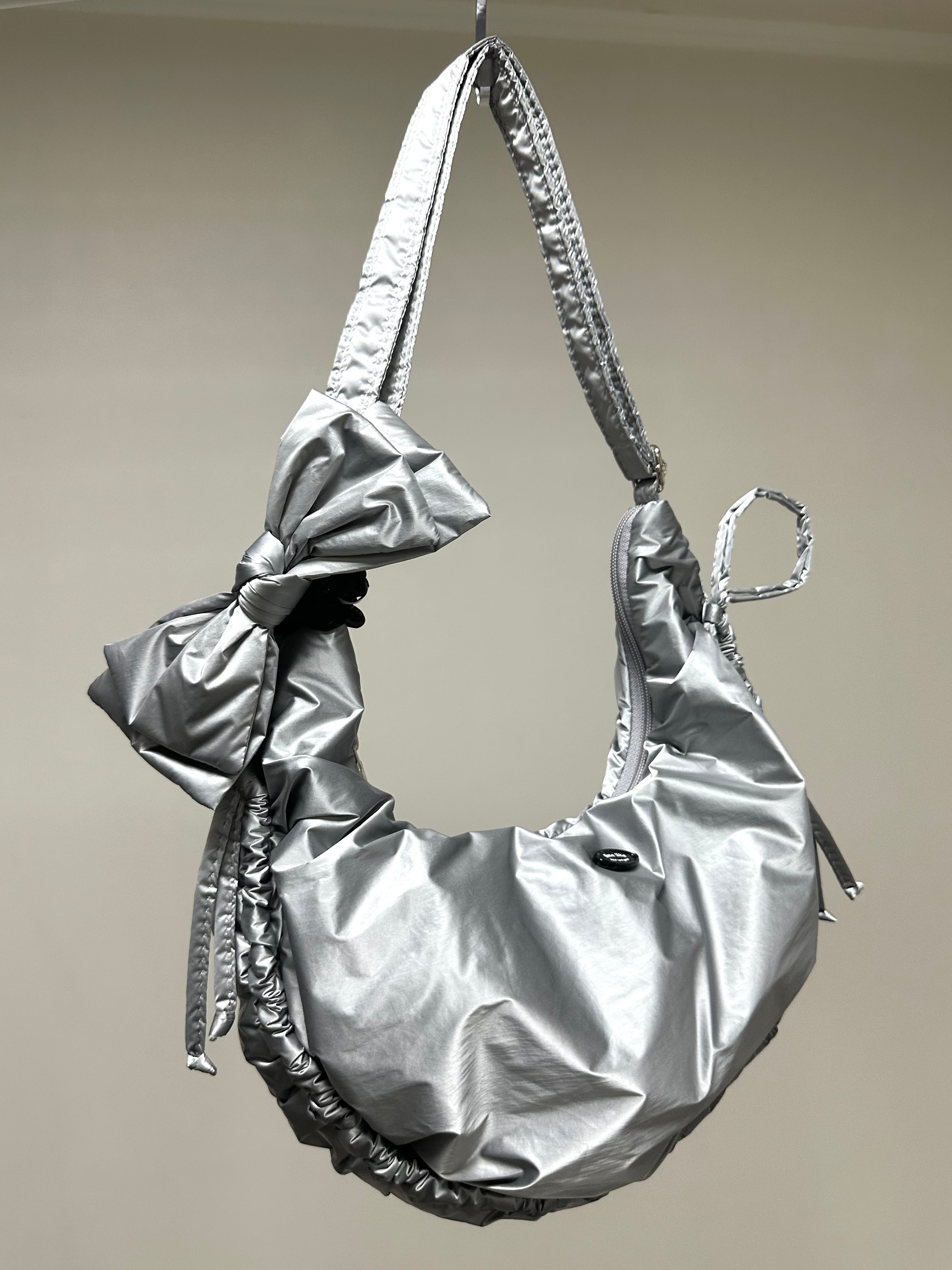 (預購)縮褶微令面手袋/銀