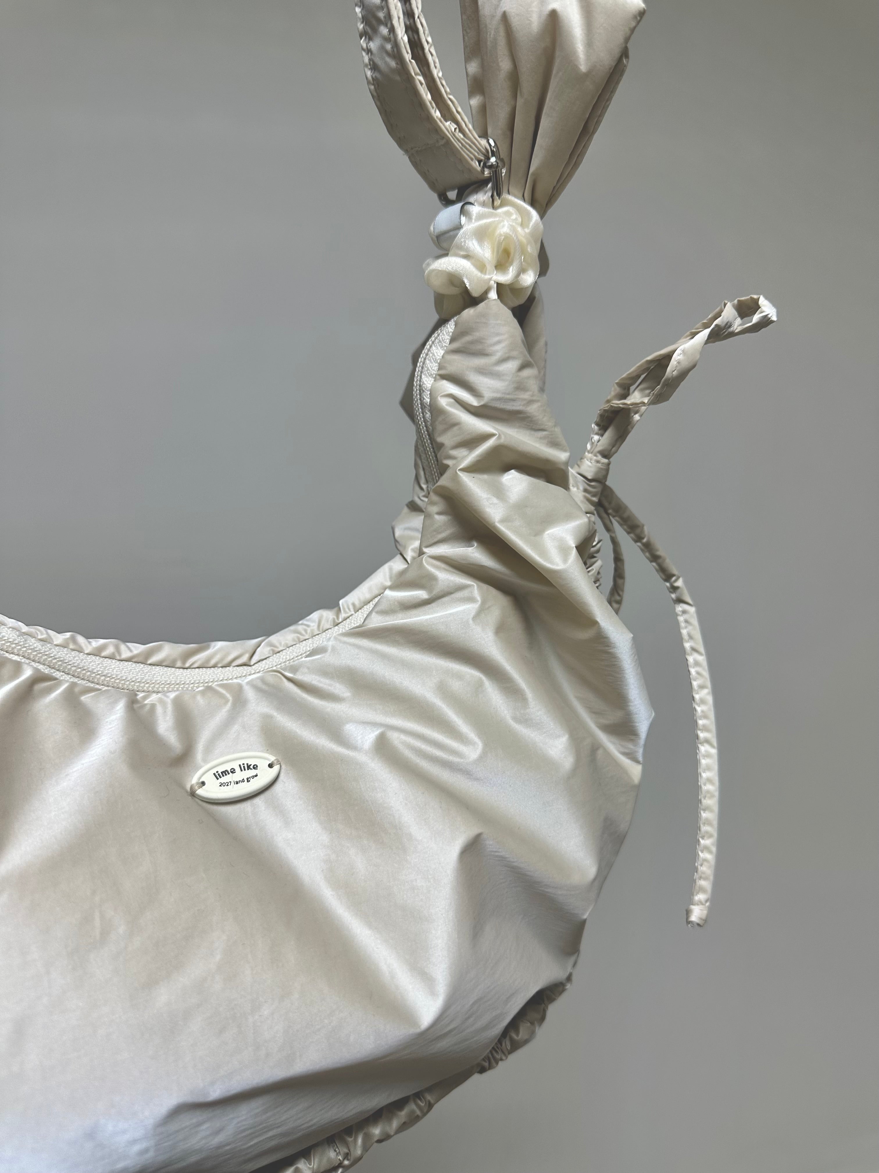 (預購)縮褶微令面手袋/米白